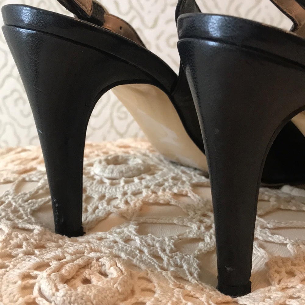 Gorgeous sling backs with fabric flower - Picture 6 of 6